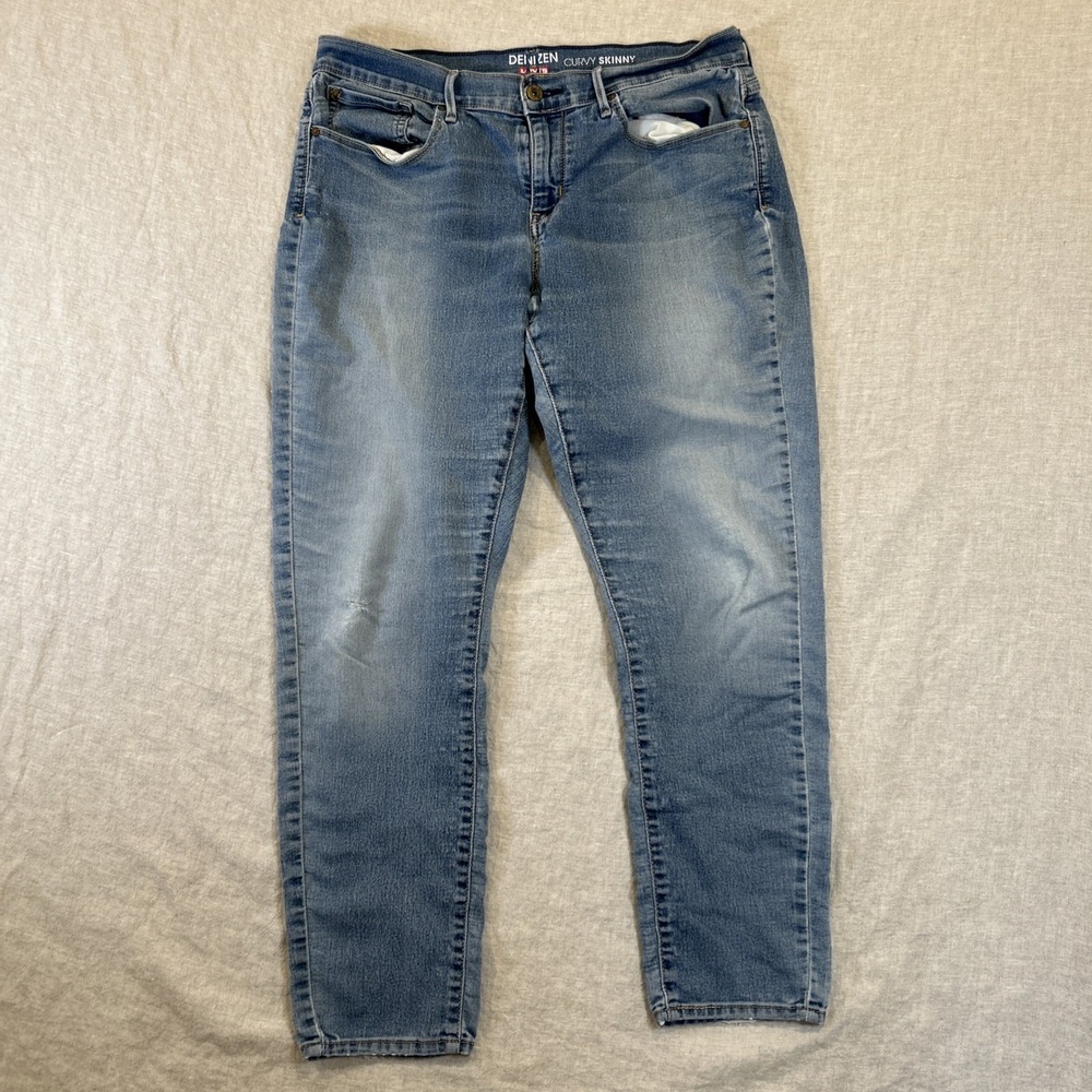 Denizen from Levi's Women's Curvy Skinny Jeans Light Wash Size 16 READ